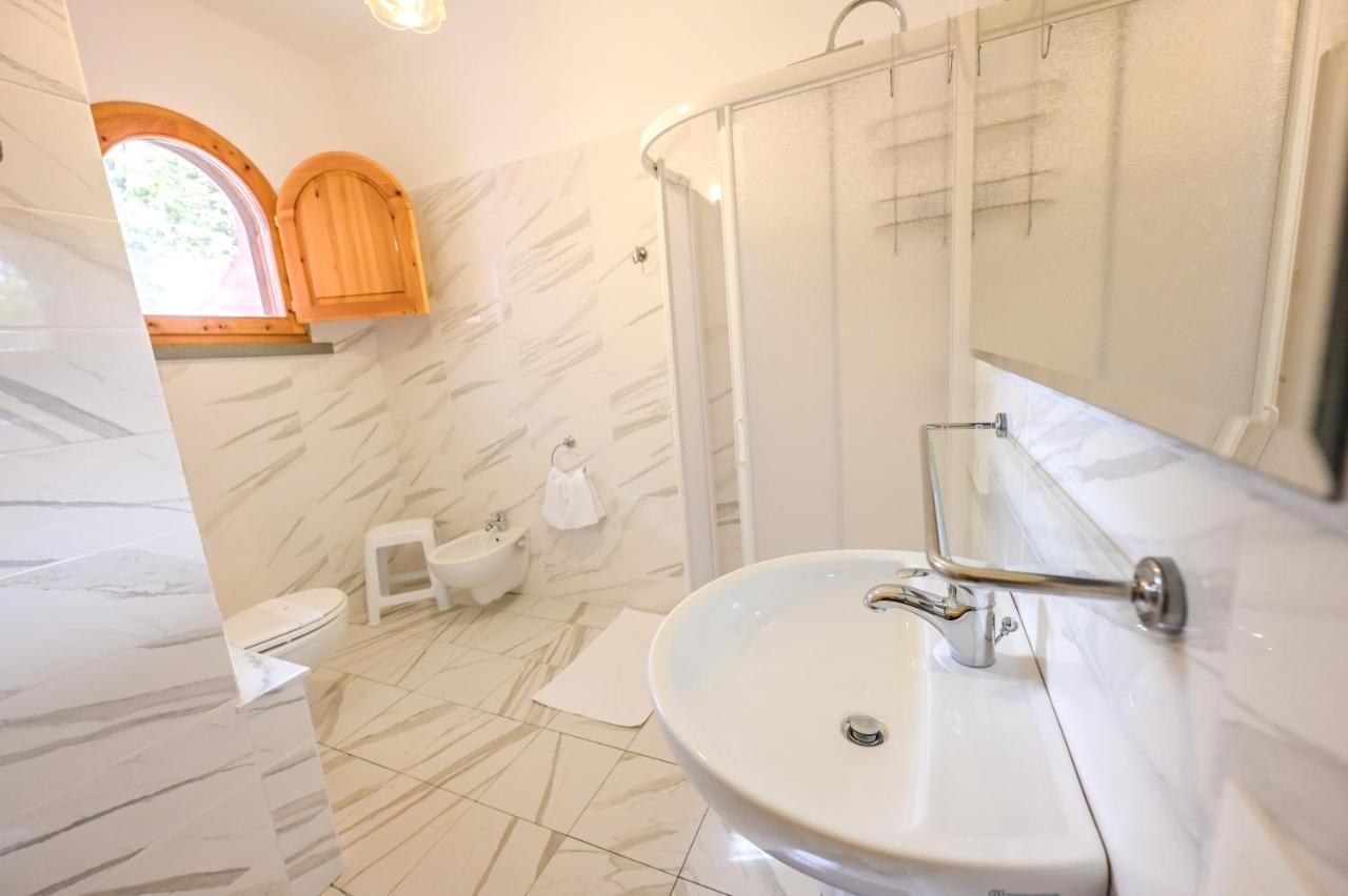 Agriturismo Poggio Al Pino Montelupo Fiorentino Kültér fotó