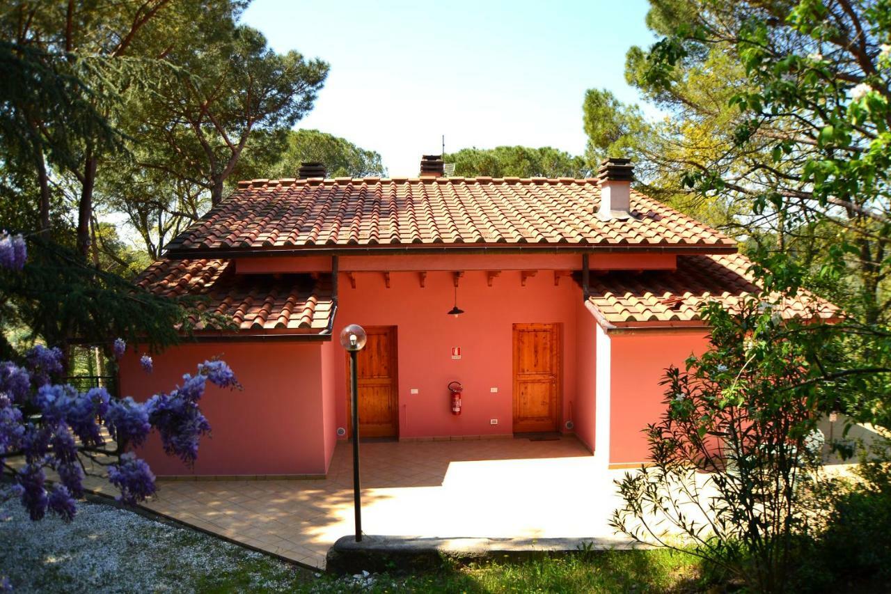 Agriturismo Poggio Al Pino Montelupo Fiorentino Kültér fotó